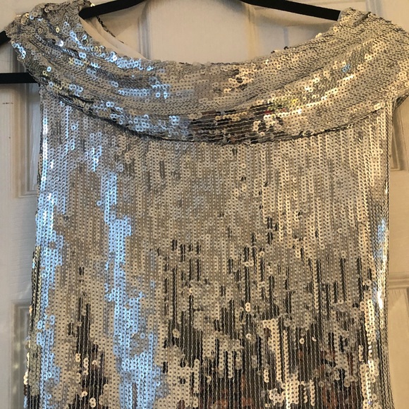 Long sequin dress - Picture 2 of 3